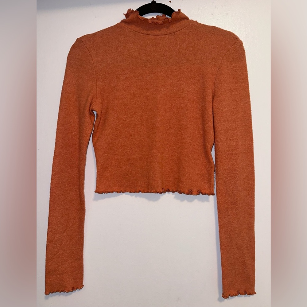 Out From Under -Extremely Soft Mock Ruffled Sweat… - image 1